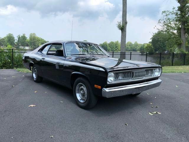 1972 Plymouth Duster BLACK ON BLACK 4 SPEED ! 1972 Plymouth Duster