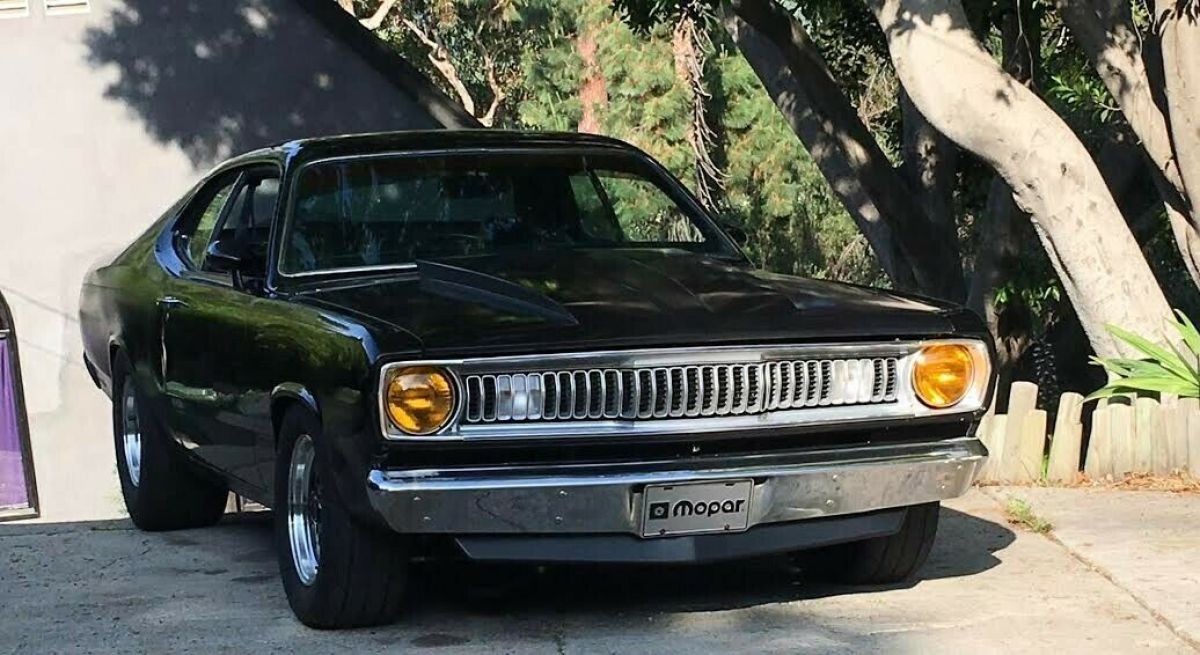 1972 Plymouth Duster sharktooth mopar 1974 Plymouth Duster