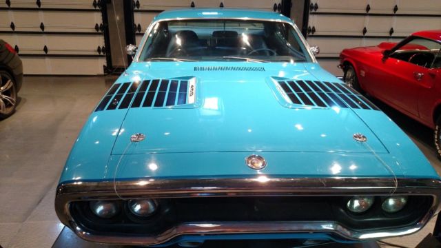 1972 Plymouth Roadrunner. 400 BIG BLOCK, PISTOL GRIP 4-SPEED, A/C, PETTY BLUE 1972 Plymouth Road Runner 400 Big Block, A/C, 4-Speed