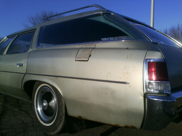 1972 Pontiac Catalina Safari 6 passenger - photo 3