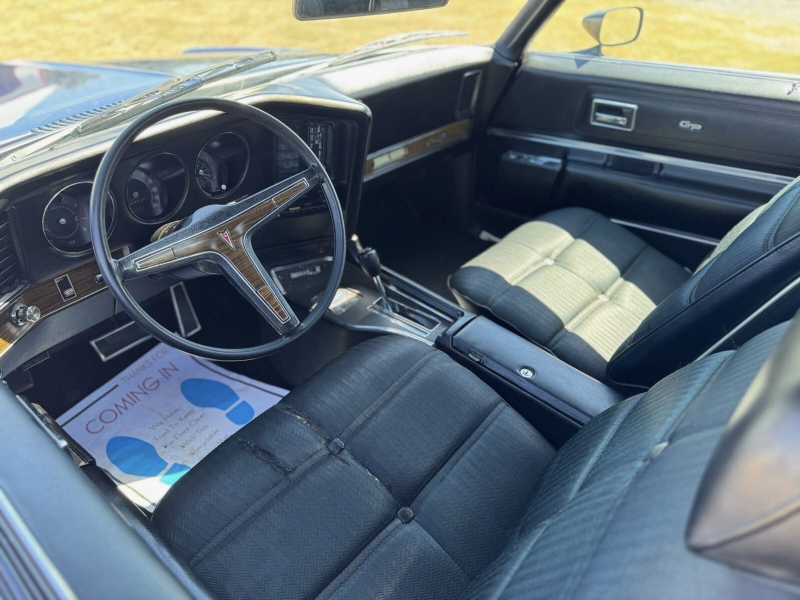 1972 Pontiac Grand Prix model J - photo 13