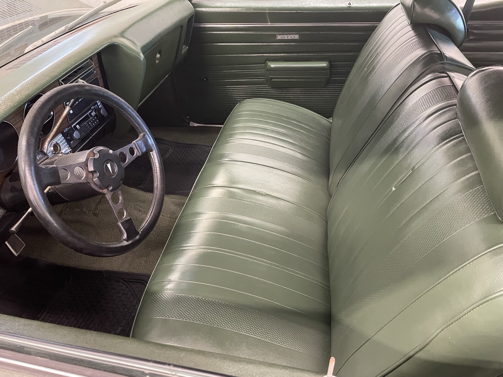 1972 Pontiac GTO 2 door - photo 10