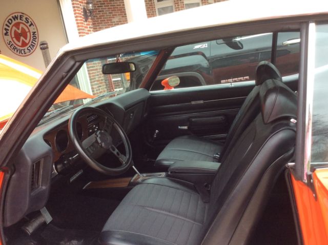 1972 Pontiac GTO Two-door, hardtop - photo 4