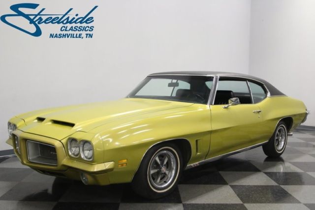 1972 Pontiac Le Mans --
