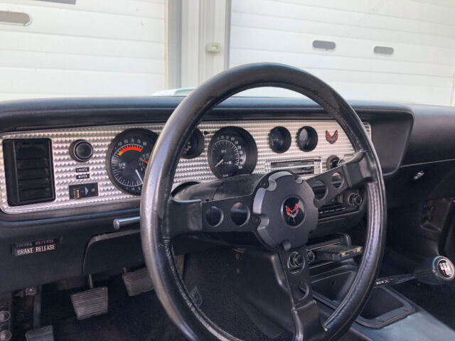 1972 Pontiac Trans Am 455 HO, 4 Spd Lucerne Blue, 1 of 458 - photo 12