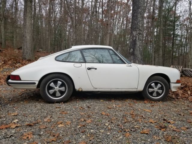 1972 Porsche 911T MFI / MATCHING NUMBERS SPECIAL ORDER COLOR 1972 Porsche 911