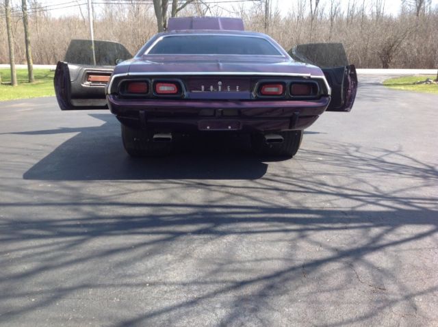 1972 Dodge Challenger - photo 12