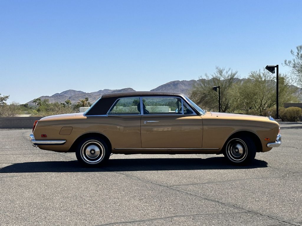1972 Rolls-Royce Corniche Mulliner Park Ward Two Door Saloon (FHC - photo 10