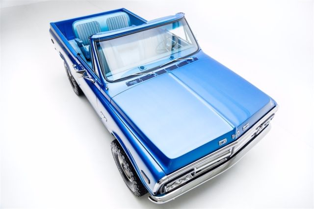 1972 GMC Jimmy Sapphire Blue Metallic 454 A/C - photo 2