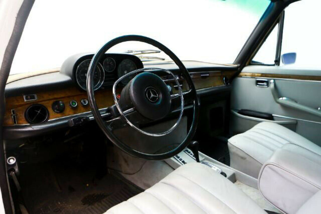 1972 Mercedes-Benz 300-Series Sedan - photo 10