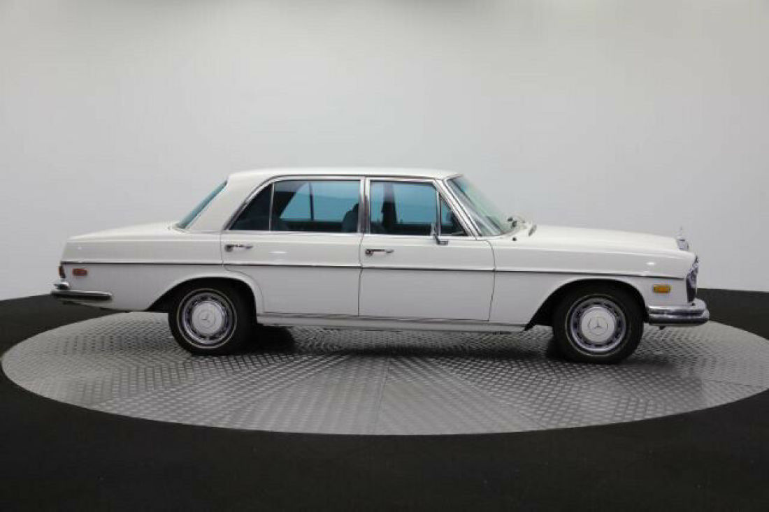 1972 Mercedes-Benz 300-Series Sedan - photo 8