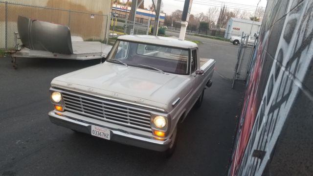 1972 Ford F-100 Custom cab with styleside bed - photo 2