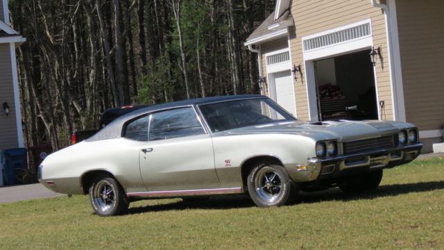 1972 Silver California Car Buckets Console Disc Brakes AC Car Rust Free 1972 Buick GS