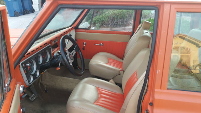 1972 Chevrolet Suburban - photo 11