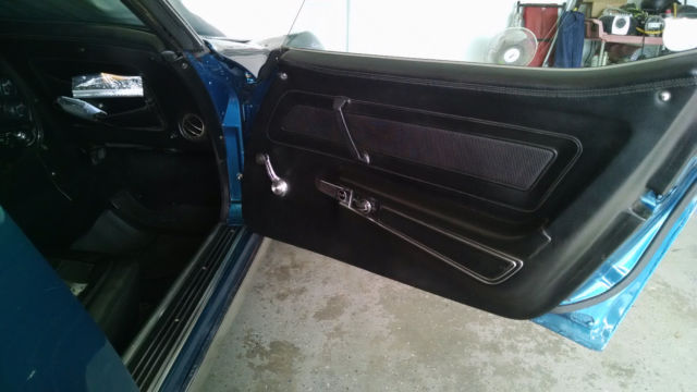 1972 Chevrolet Corvette T-Tops and removable back window - photo 8