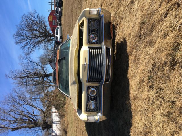 1972 Ford Thunderbird Base Hardtop 2-Door - photo 4
