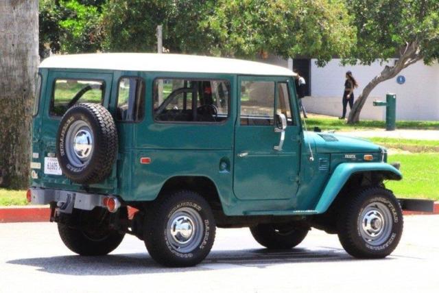 1972 Toyota FJ 40 Land Cruiser - photo 4