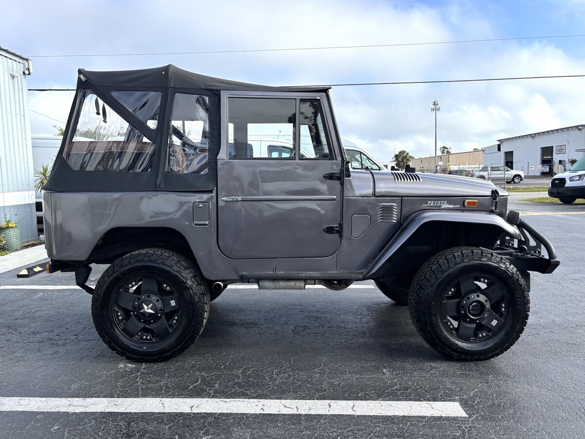 1972 Toyota FJ Cruiser - photo 2
