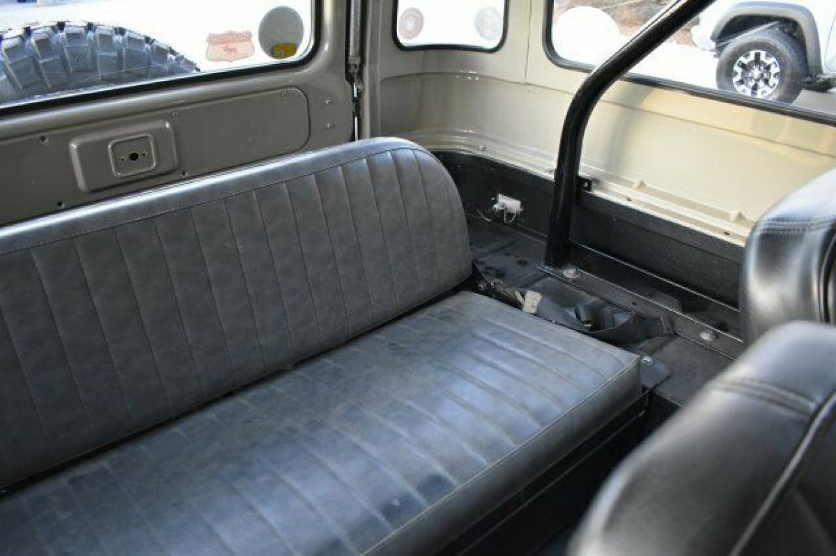 1972 Toyota Land Cruiser FJ40 - photo 8