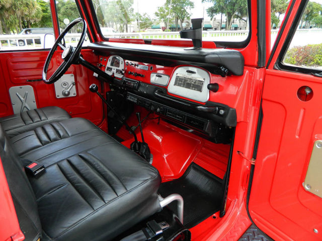 1972 Toyota FJ Cruiser REMOVEABLE HARDTOP 4X4 I-6 3 SPEED MANUAL COLD A/C - photo 11