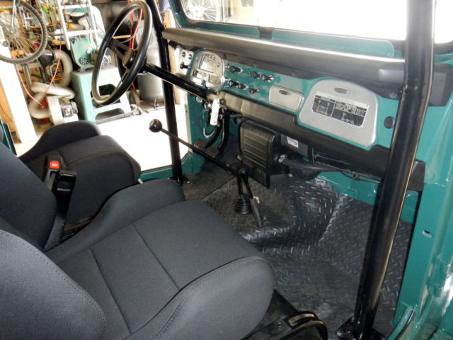 1972 Toyota Land Cruiser FJ40 - photo 10
