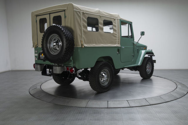 1972 Toyota Land Cruiser FJ43 - photo 2