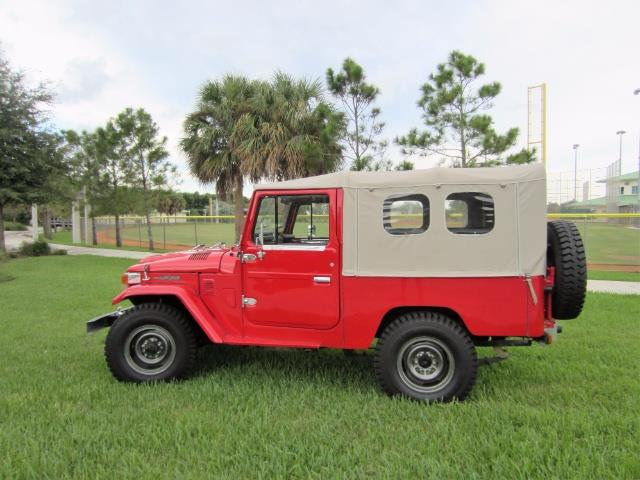 1972 TOYOTA LAND CRUISER FJ43 IMPECCABLE 1972 Toyota Land Cruiser