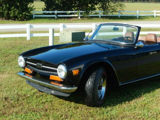 1972 Triumph TR-6, Classic Jet Black British Sports Car 1972 Triumph TR-6 Convertible