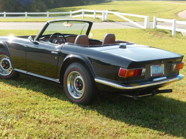 1972 Triumph TR-6 Convertible - photo 2