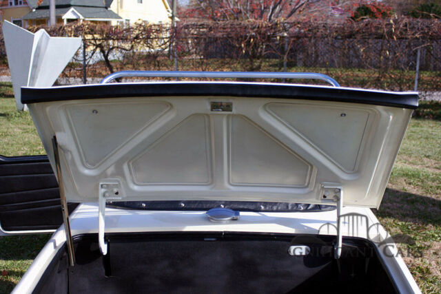 1972 Triumph TR-6 - photo 9