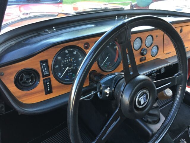 1972 Triumph TR-6 - photo 9
