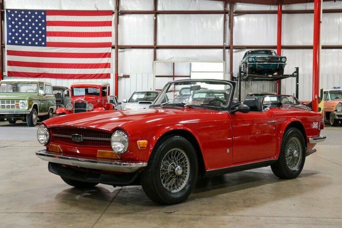 1972 Triumph TR6 88672 Miles Red Roadster 6-Cylinder 4-Speed Manual 1972 Triumph TR-6