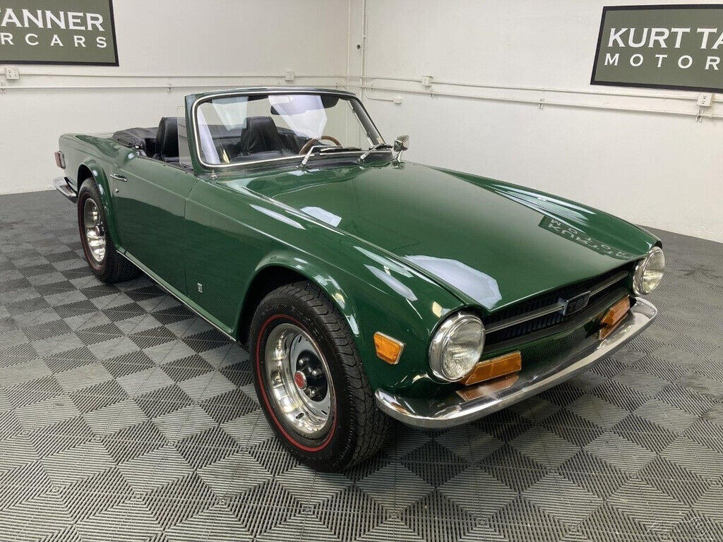 1972 Triumph TR-6 1972 TRIUMPH TR6. BRITISH RACING GREEN WITH BLACK TRIM. - photo 13