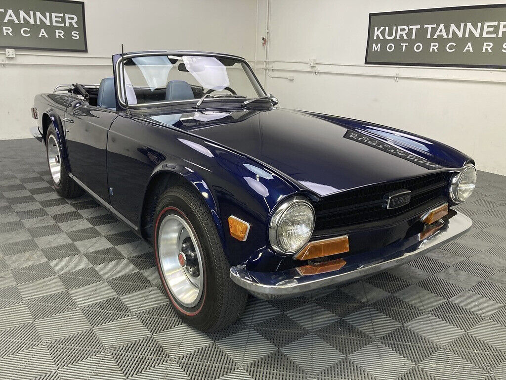 1972 TRIUMPH TR6. MIDNIGHT BLUE METALLIC / BLUE TRIM. ORIGINAL CALIFORNIA CAR. 1972 Triumph TR-6 1972 TRIUMPH TR6 CONVERTIBLE. SHOWING 102,237 MILES.
