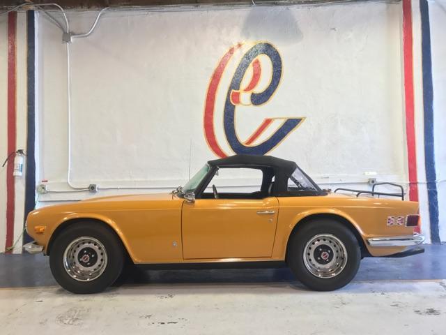 1972 Triumph TR6 * Professionally Restored * Convertible *2.5 Inline 6Cylinder 1972 Triumph TR-6