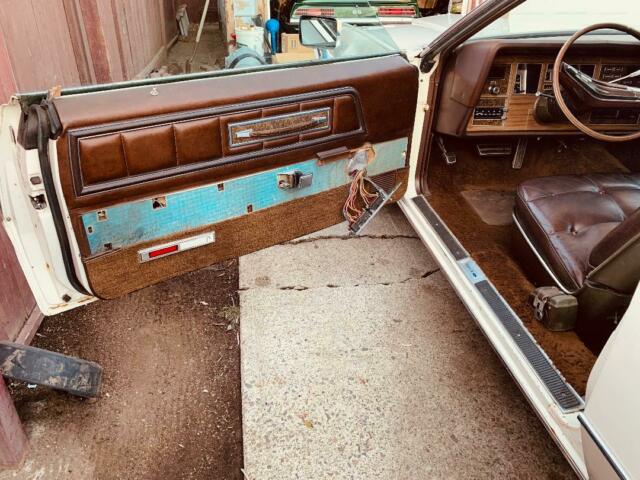 1972 Lincoln Continental - photo 11