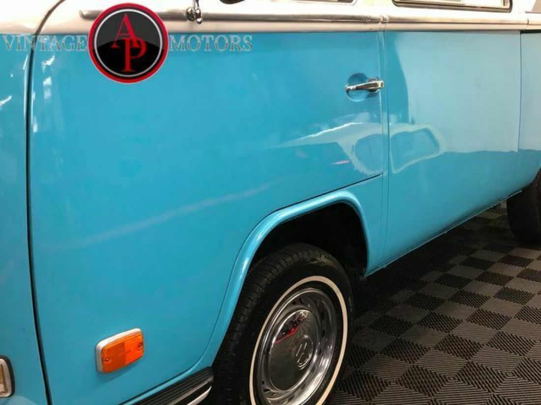 1972 Volkswagen BAY WINDOW RESTORED TRANSPORTER - photo 8