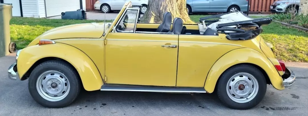 1972 Volkswagen Beetle - Classic Super Beetle Convertible 1972 Volkswagen Beetle - Classic Super Beetle Convertible