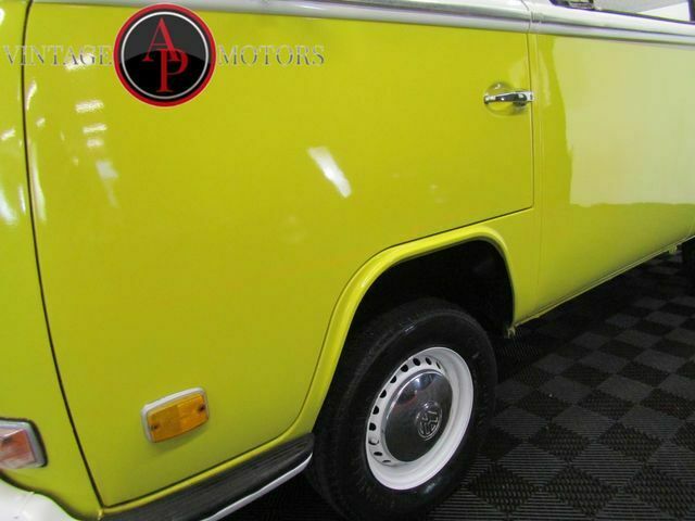1972 Volkswagen Bus/Vanagon TIN TOP WITH RARE PANORAMIC SUN-ROOF!! - photo 7