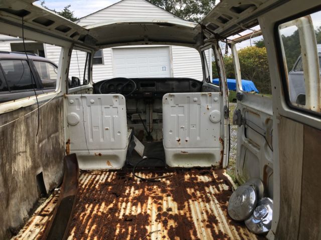 1972 Volkswagen Bus/Vanagon - photo 11