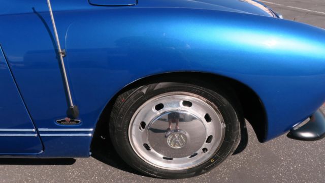 1972 Volkswagen Karmann Ghia Convertible! 1200cc! NEW VIPER BLUE MET!!! - photo 11