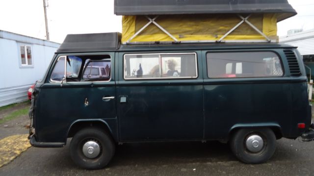 1972 Volkswagen Riveria Camper Bus 1972 Volkswagen Bus/Vanagon