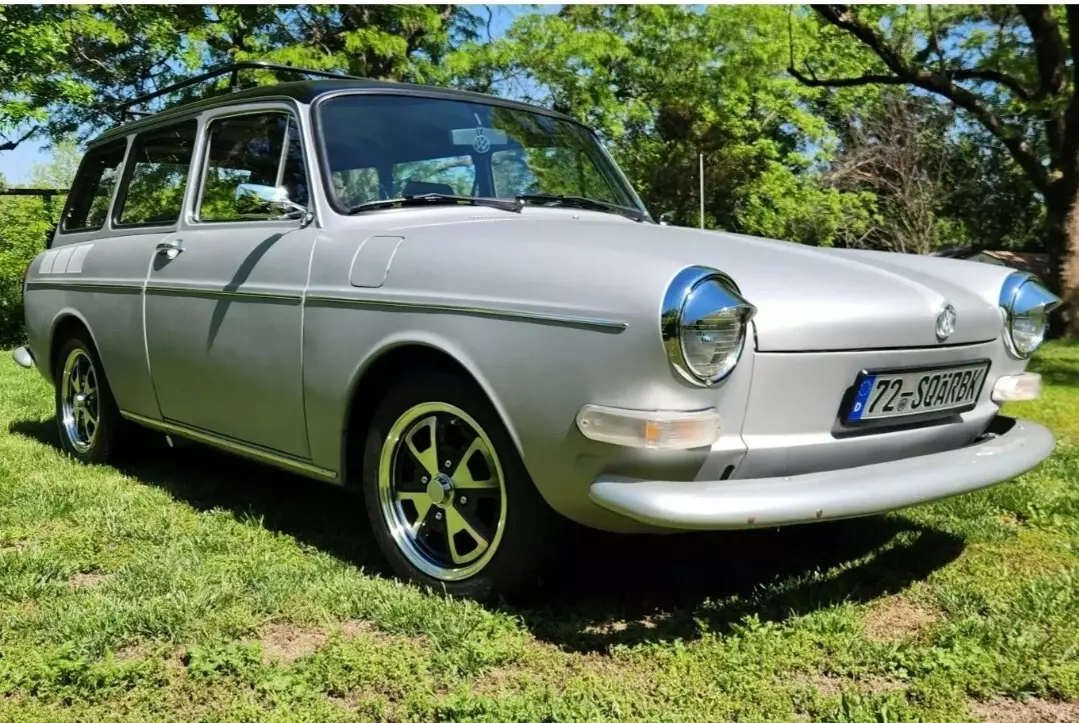1972 Volkswagen Type 3 Squareback 4 speed 1972 Volkswagen Squareback