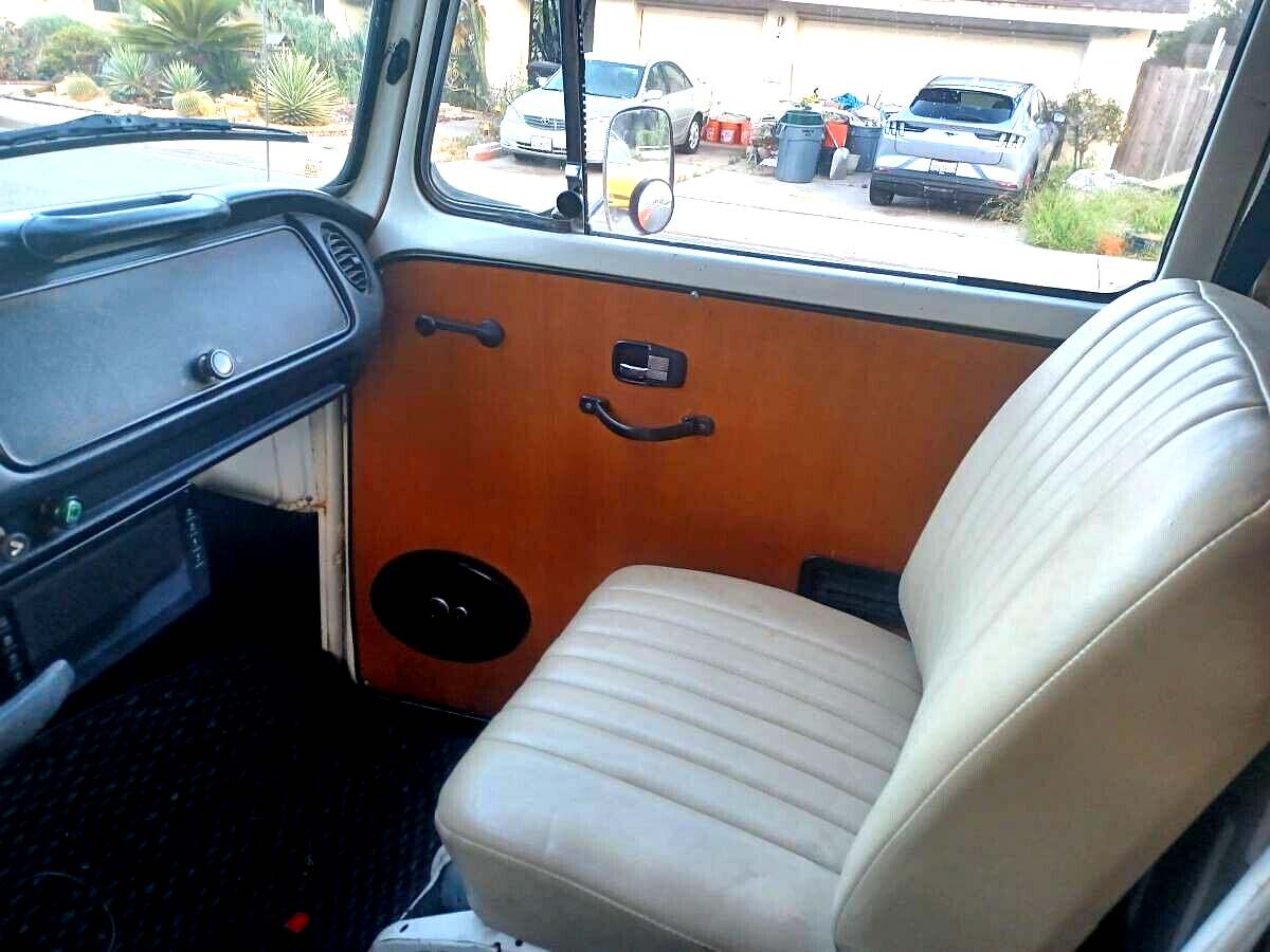 1972 Volkswagen Bus/Vanagon Westfalia Camper Bus - photo 4