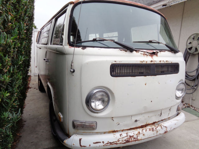 1972 Volkswagen Bus/Vanagon - photo 2
