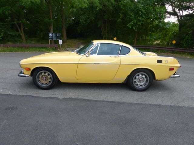 1972 Volvo 1800 One Family Owned Low Miles Good Mechanics - photo 2