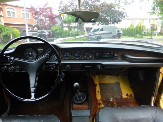 1972 Volvo 1800 One Family Owned Low Miles Good Mechanics - photo 6