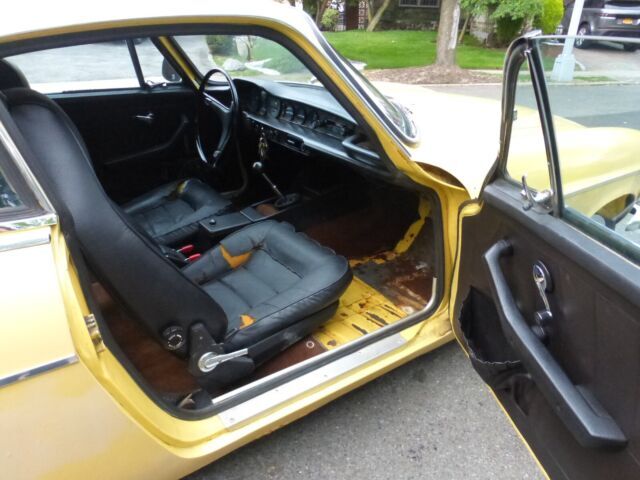 1972 Volvo 1800 One Family Owned Low Miles Good Mechanics - photo 8
