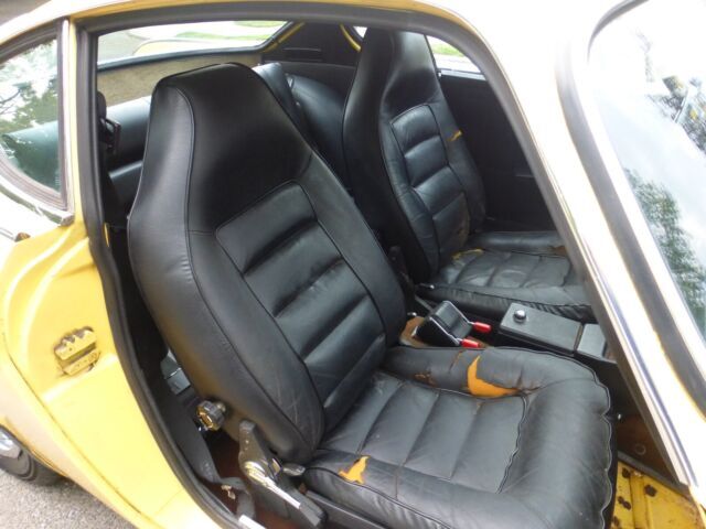 1972 Volvo 1800 One Family Owned Low Miles Good Mechanics - photo 9