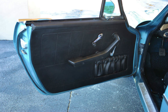 1972 Volvo 1800E Amazing Restored Condition Fuel Injected! 4-Speed - photo 5